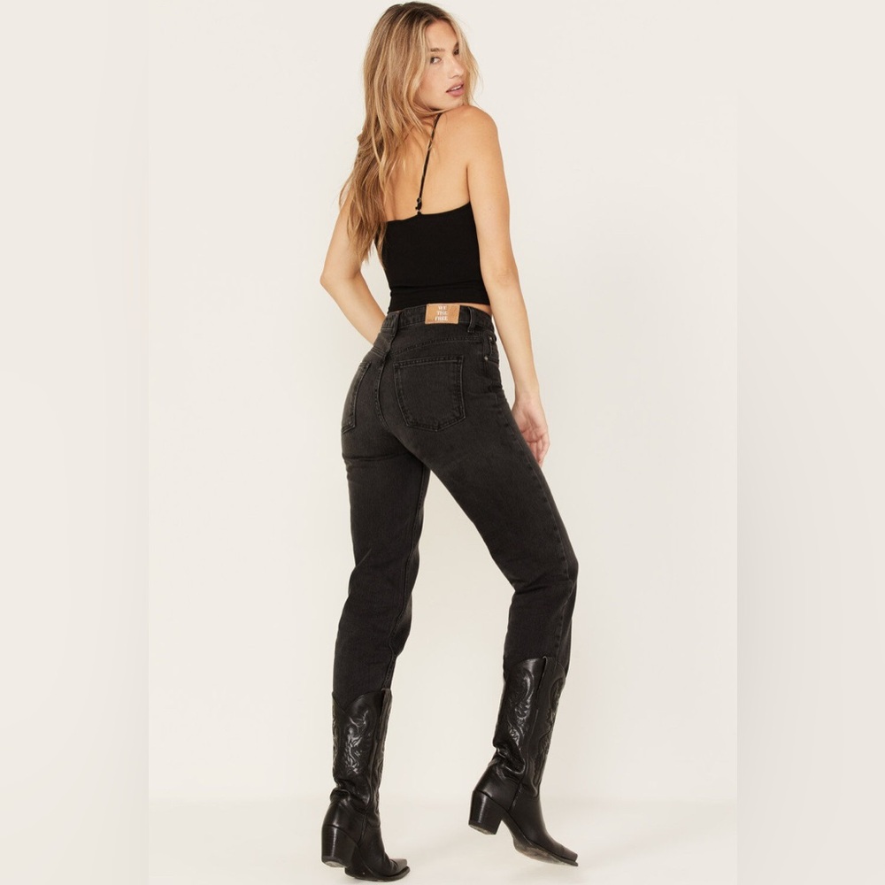 WE THE FREE The Pacifica High Rise Slim Straight leg Black Jeans Size 31 NWT